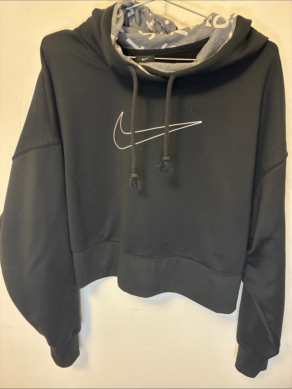 Like New Nike Dri Fit Black Cropped Hooded Sweatshirt with White Swoosh Large